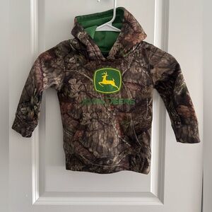 JOHN DEERE HOODIE toddler size  3T CAMOUFLAGE